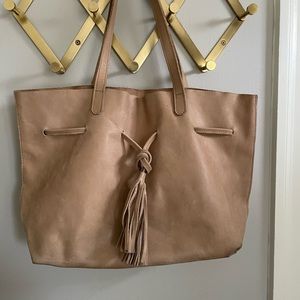 Able Maria Tassel Shopper
